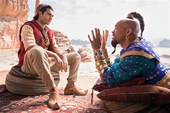 Mena Massoud and Will Smith in Aladdin